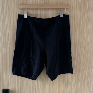 Lululemon Black Align ribbed shorts 8"
